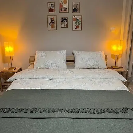 Διαμέρισμα Modern Tasarimli Genis Terasli 1+1 *