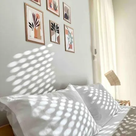 Apartament Modern Tasarimli Genis Terasli 1+1 *